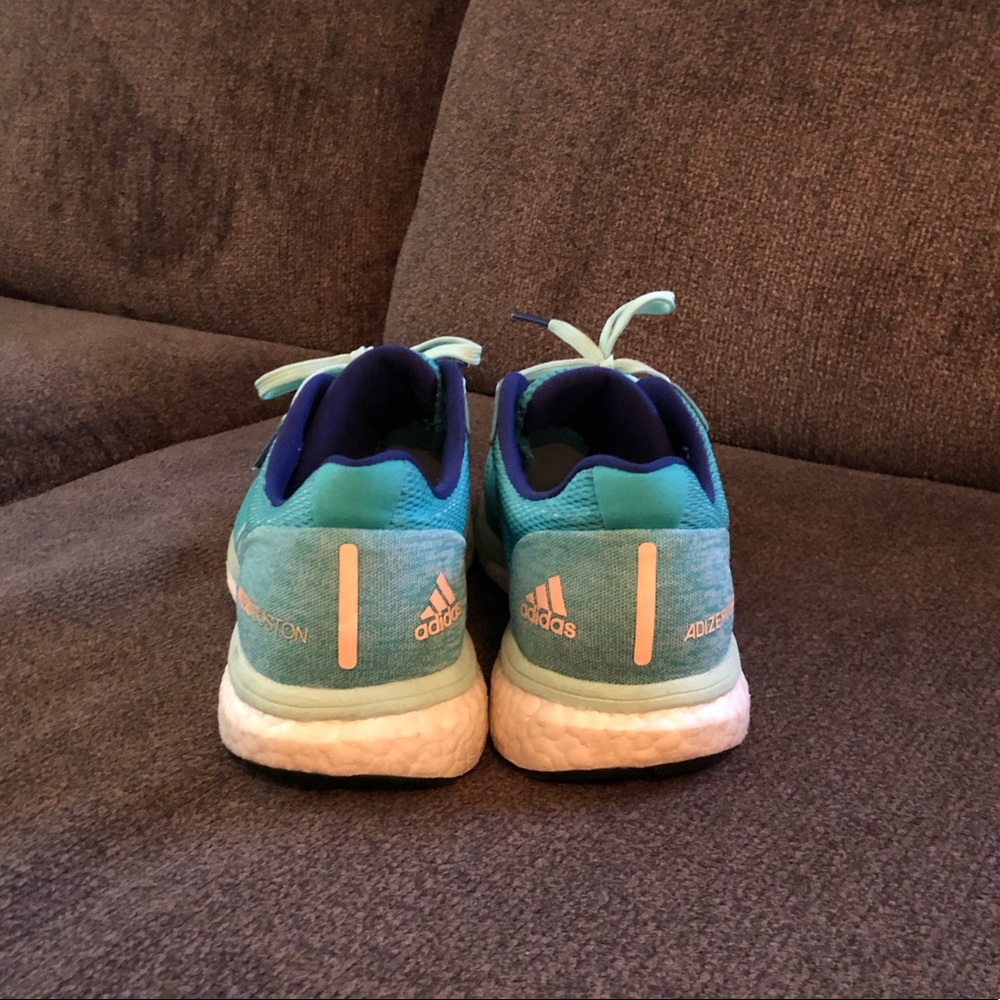 Women’s adidas Boston Boost running shoes - Picture 2 of 4